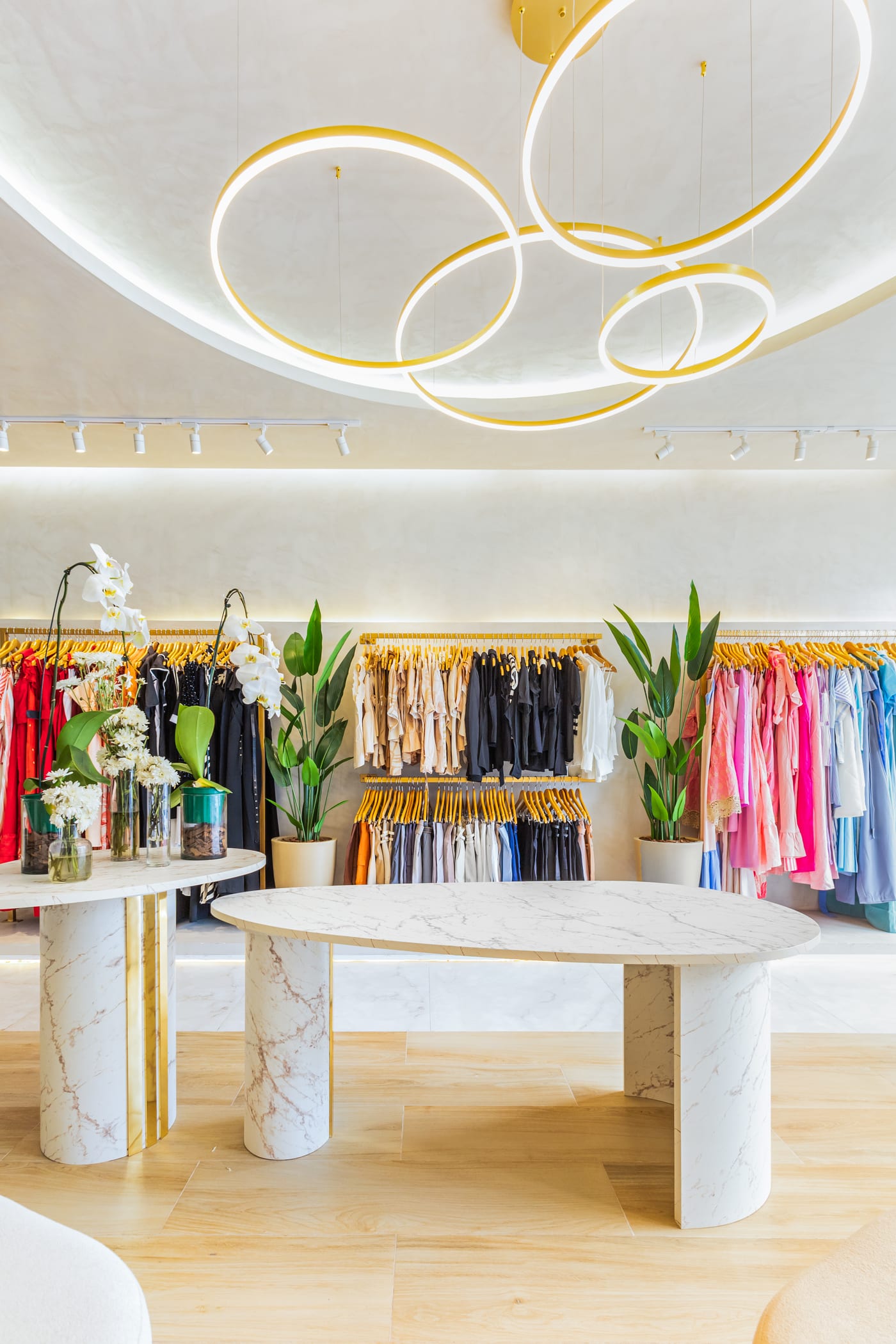 SS Clothing — vitrine